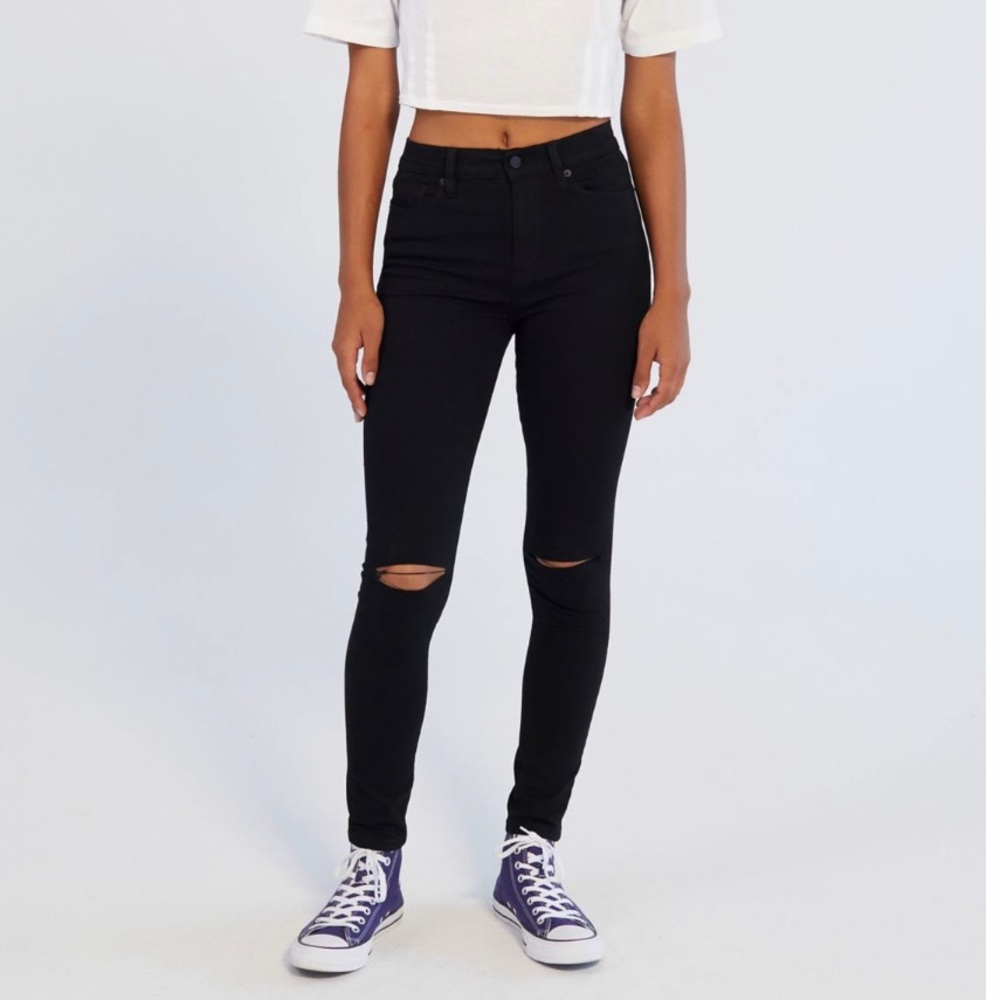 ✨NWT✨ Urban Outfitters BDG High-Waisted Je…